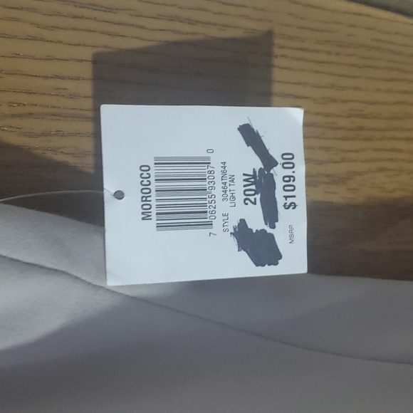 Alfani Sleeveless V-Neck Midi Dress - Picture 3 of 7